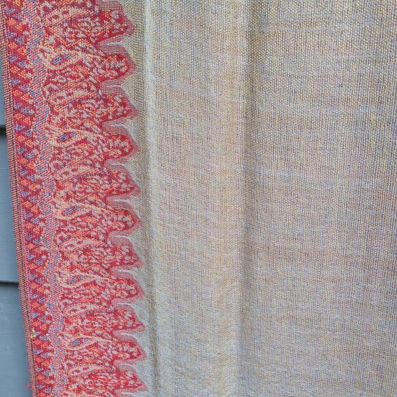 Red Gold Reversible Pashmina in Red and Gold - Picture 11 of 15
